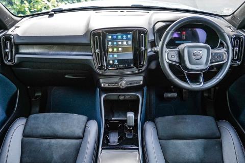 2022 Volvo eC40 4WD Recharge Twin - Thumbnail