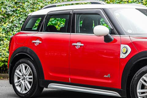 2017 Mini Cooper SE Crossover All 4 - Thumbnail