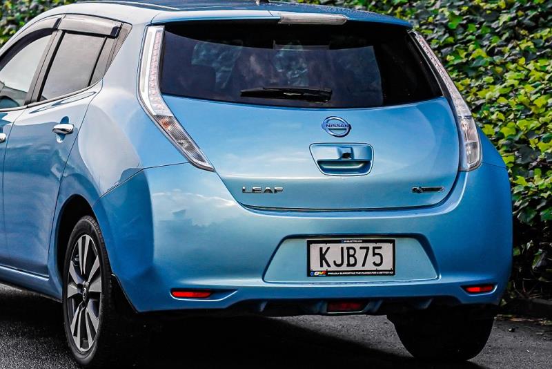 2016 Nissan Leaf Tekna 30kWh