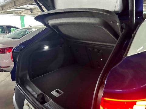 2024 Volkswagen ID.4 Pro 82kWh - Thumbnail