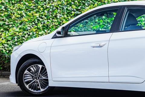 2022 Hyundai Ioniq PHEV Gen 2 - Thumbnail