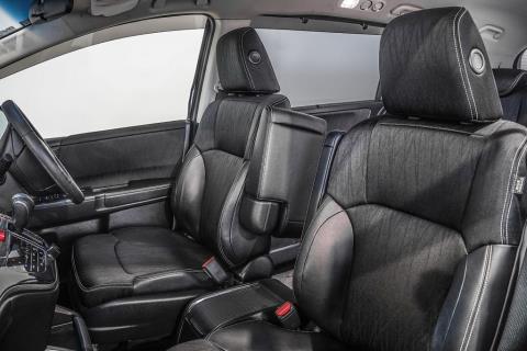 2017 Honda Odyssey Absolute Hybrid S - Thumbnail