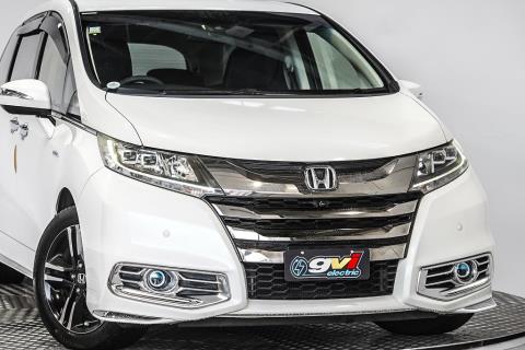 2017 Honda Odyssey Absolute Hybrid S - Thumbnail