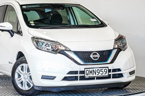 2018 Nissan Note E-Power X - Thumbnail