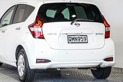 2018 Nissan Note E-Power X - Thumbnail