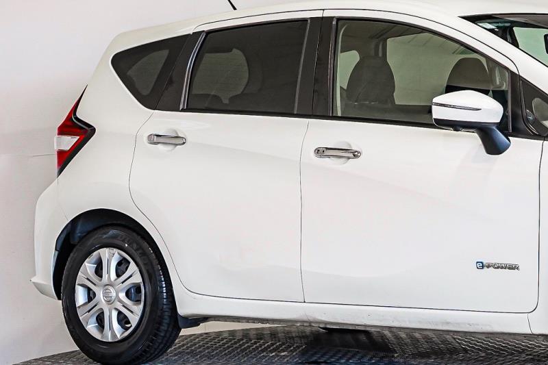2018 Nissan Note E-Power X