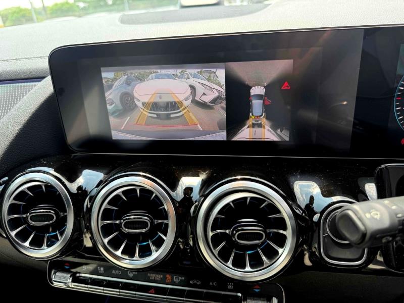 2021 Mercedes Benz EQA 250 Edition 1