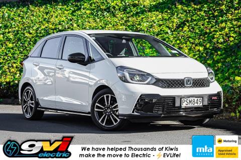 2023 Honda Jazz e:HEV RS / Fit
