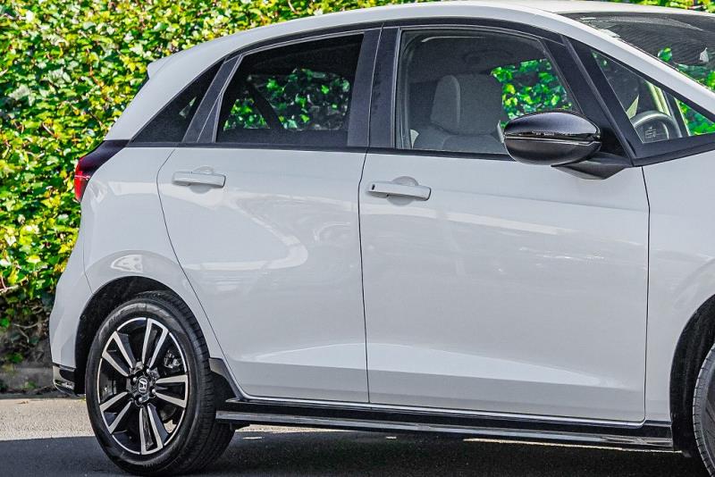 2023 Honda Jazz e:HEV RS / Fit