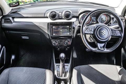 2023 Suzuki Swift GLX Hybrid - Thumbnail