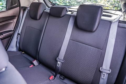 2023 Suzuki Swift GLX Hybrid - Thumbnail