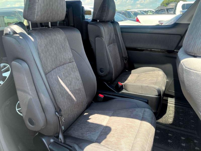 2014 Toyota Vellfire Hybrid ZR 4WD