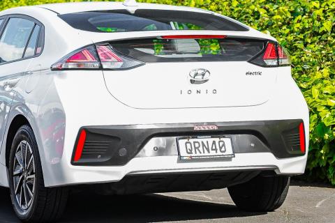 2022 Hyundai IONIQ EV 38kWh - Thumbnail