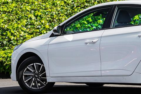 2022 Hyundai IONIQ EV 38kWh - Thumbnail
