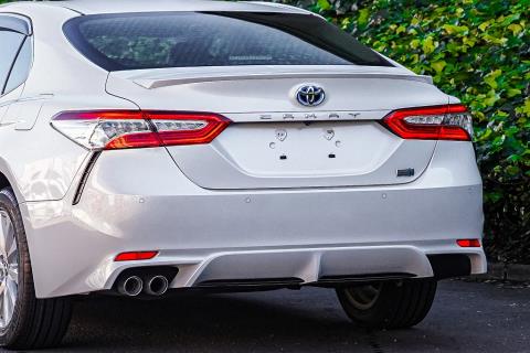 2019 Toyota Camry Hybrid - Thumbnail