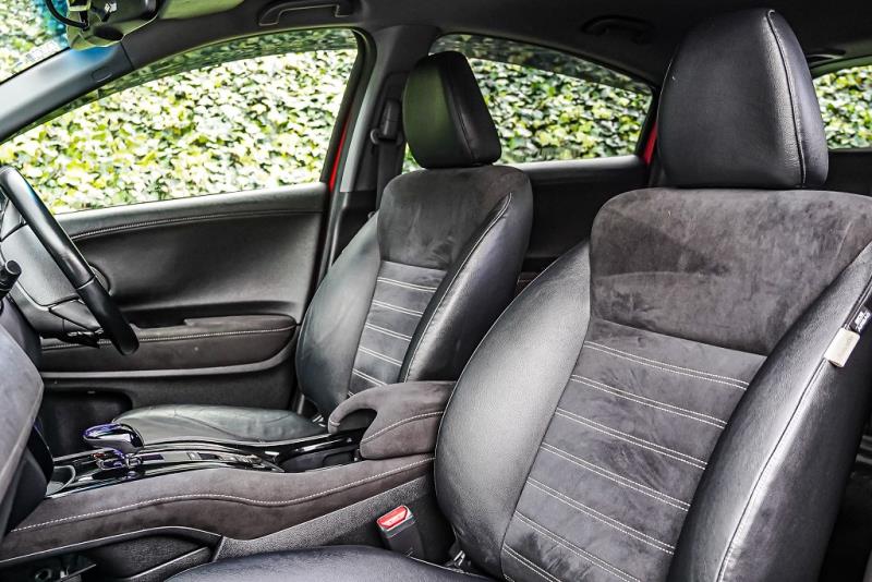 2016 Honda Vezel RS Hybrid / HR-V