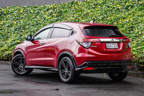 2016 Honda Vezel RS Hybrid / HR-V - Thumbnail