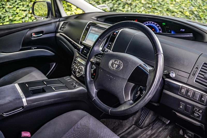 2012 Toyota Estima Aeras Hybrid 4WD