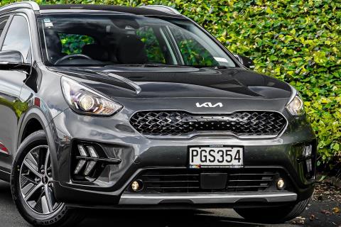 2022 Kia Niro LX Hybrid - Thumbnail