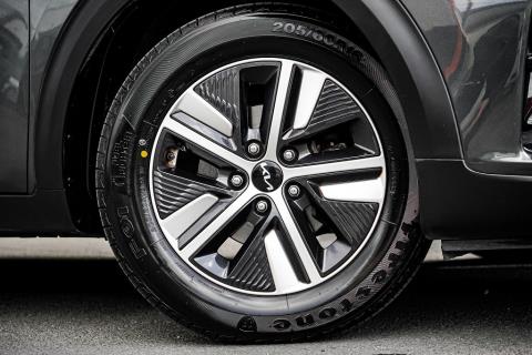 2022 Kia Niro LX Hybrid - Thumbnail