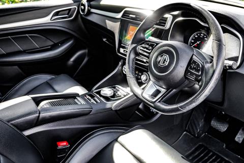2020 MG ZS EV Essence - Thumbnail