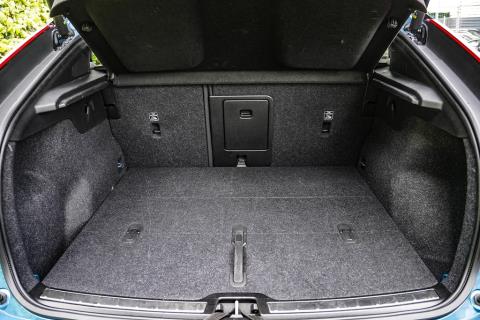 2022 Volvo C40 4WD Recharge Twin - Thumbnail