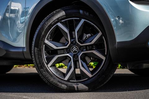 2022 Citroen e-C4 Shine Plus Electric - Thumbnail