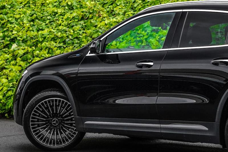 2021 Mercedes Benz EQA 250 AMG Line Premium