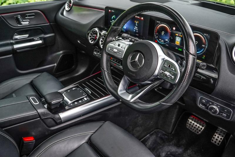 2021 Mercedes Benz EQA 250 AMG Line Premium