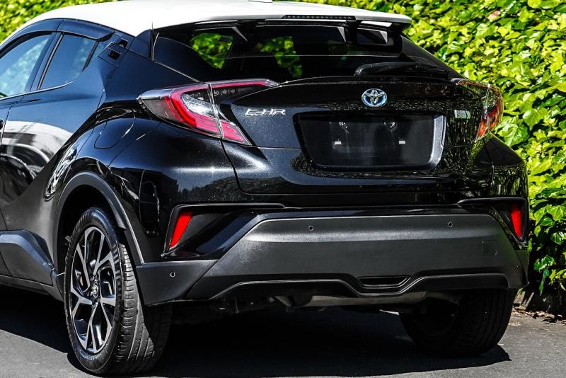 2017 Toyota C-HR G Hybrid