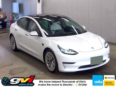 2021 Tesla Model 3 Long Range - Thumbnail