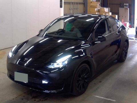 2023 Tesla Model Y - Thumbnail