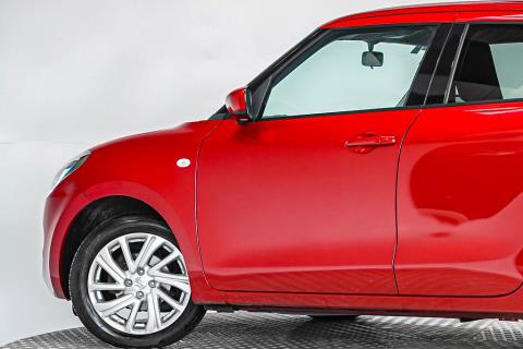 2021 Suzuki Swift GLX Hybrid - Thumbnail