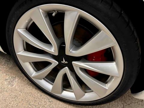 2019 Tesla Model 3 Performance - Thumbnail