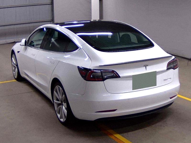 2019 Tesla Model 3 Performance