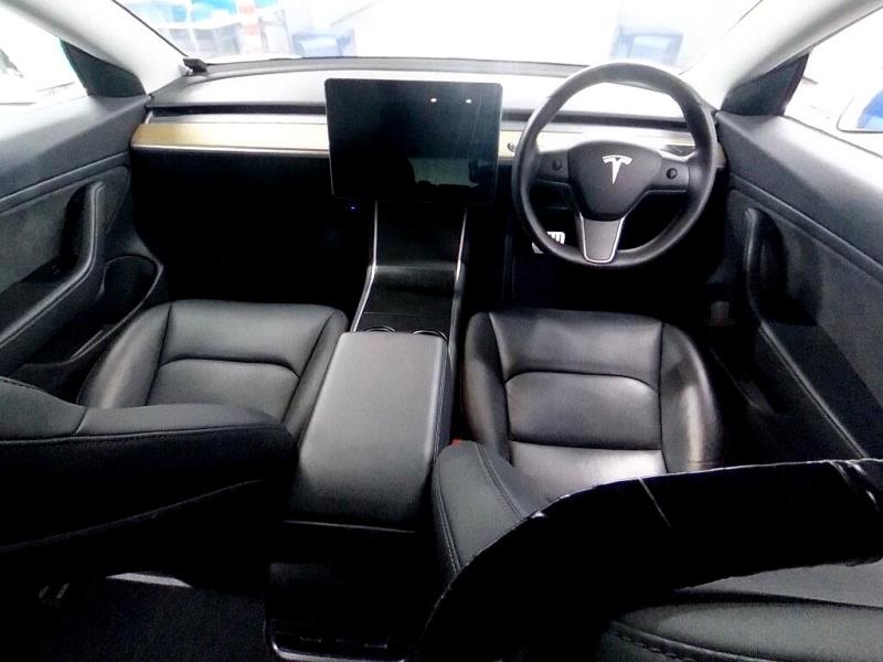 2019 Tesla Model 3 Performance