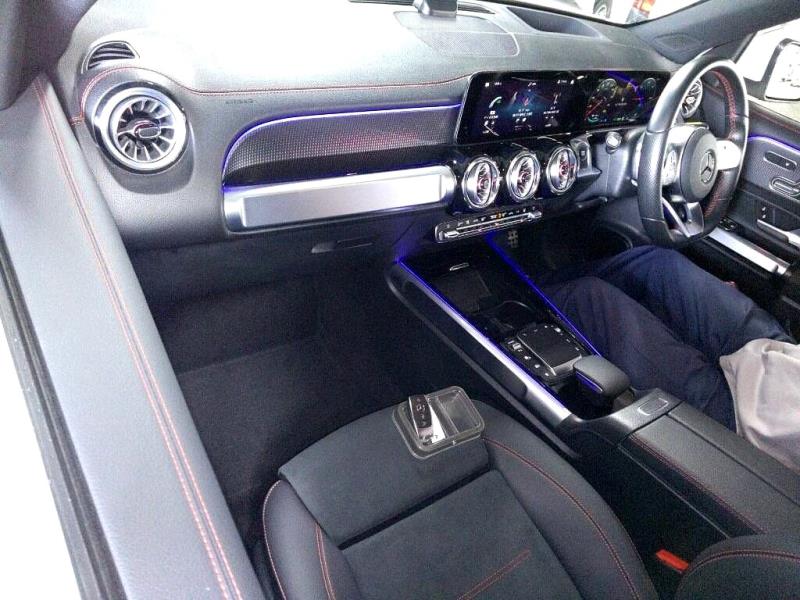 2022 Mercedes Benz EQB 250 AMG