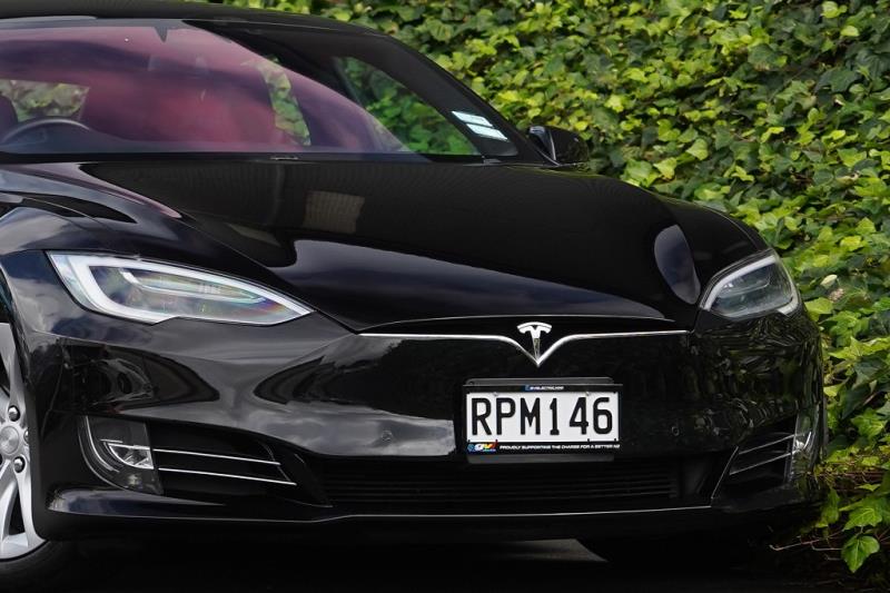 2017 Tesla Model S 75