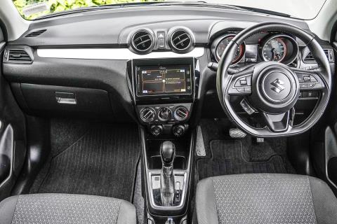 2024 Suzuki Swift GLX Hybrid - Thumbnail