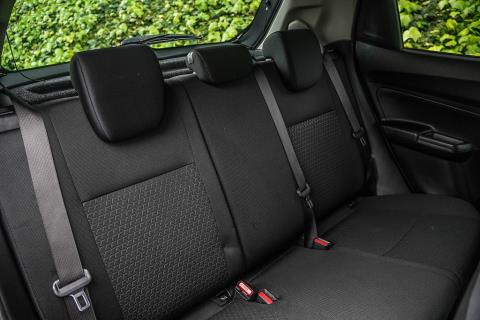 2024 Suzuki Swift GLX Hybrid - Thumbnail