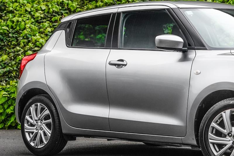 2024 Suzuki Swift GLX Hybrid