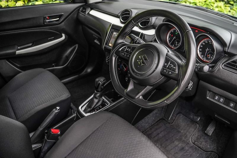 2024 Suzuki Swift GLX Hybrid