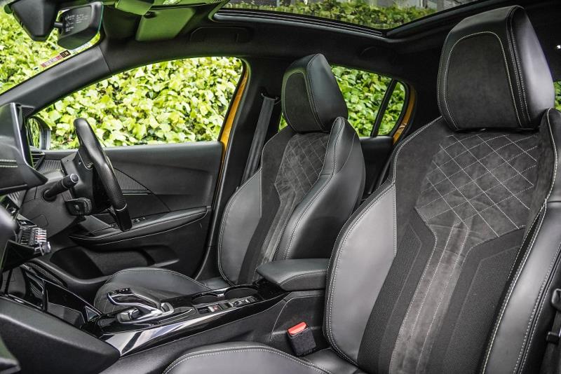 2022 Peugeot e-208 GT Line EV