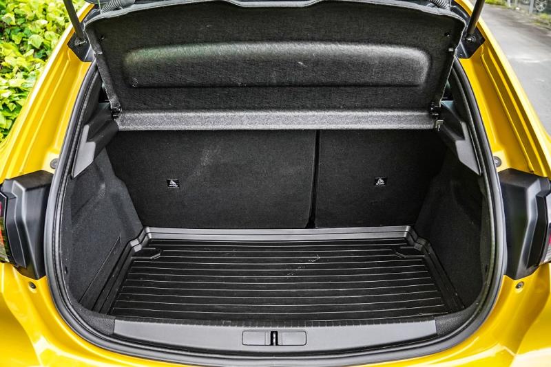 2022 Peugeot e-208 GT Line EV