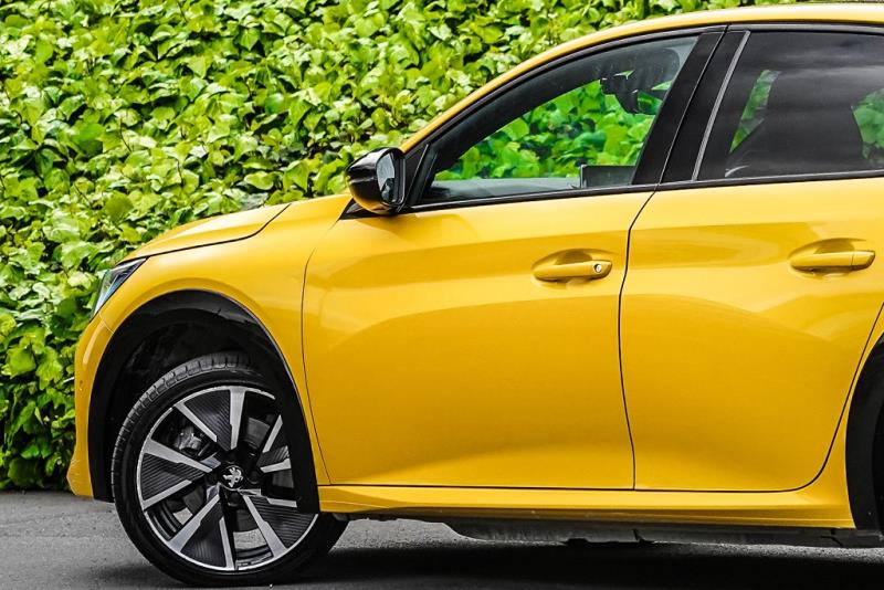 2022 Peugeot e-208 GT Line EV