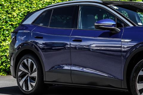 2023 Volkswagen ID.4 Pro 82kWh - Thumbnail