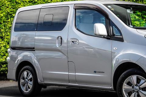 2015 Nissan e-NV200 7 Seater - Thumbnail
