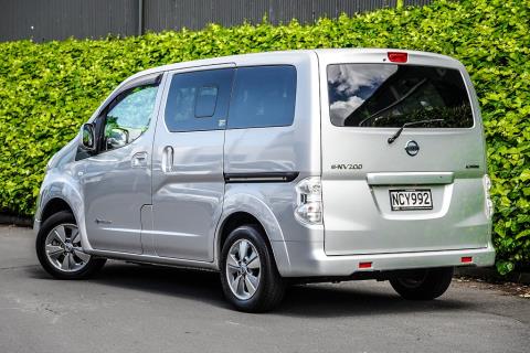 2015 Nissan e-NV200 7 Seater - Thumbnail
