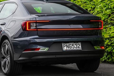 2022 Polestar 2 SRSM 69kWh - Thumbnail