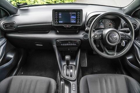 2020 Toyota Yaris Hybrid / Vitz - Thumbnail